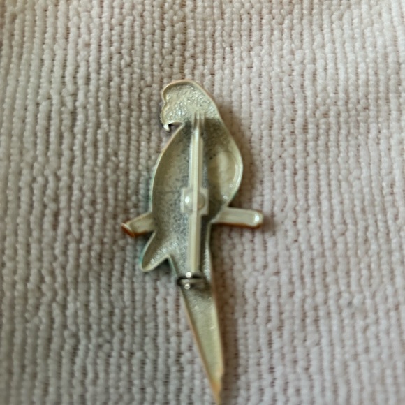 Park Lane Vintage parrot pin EUC and dangle earrings GUC - Picture 2 of 4